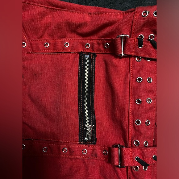 (SOLD) RARE 1990s Tripp NYC Red Grommet Messenger Bag - Picture 6 of 6